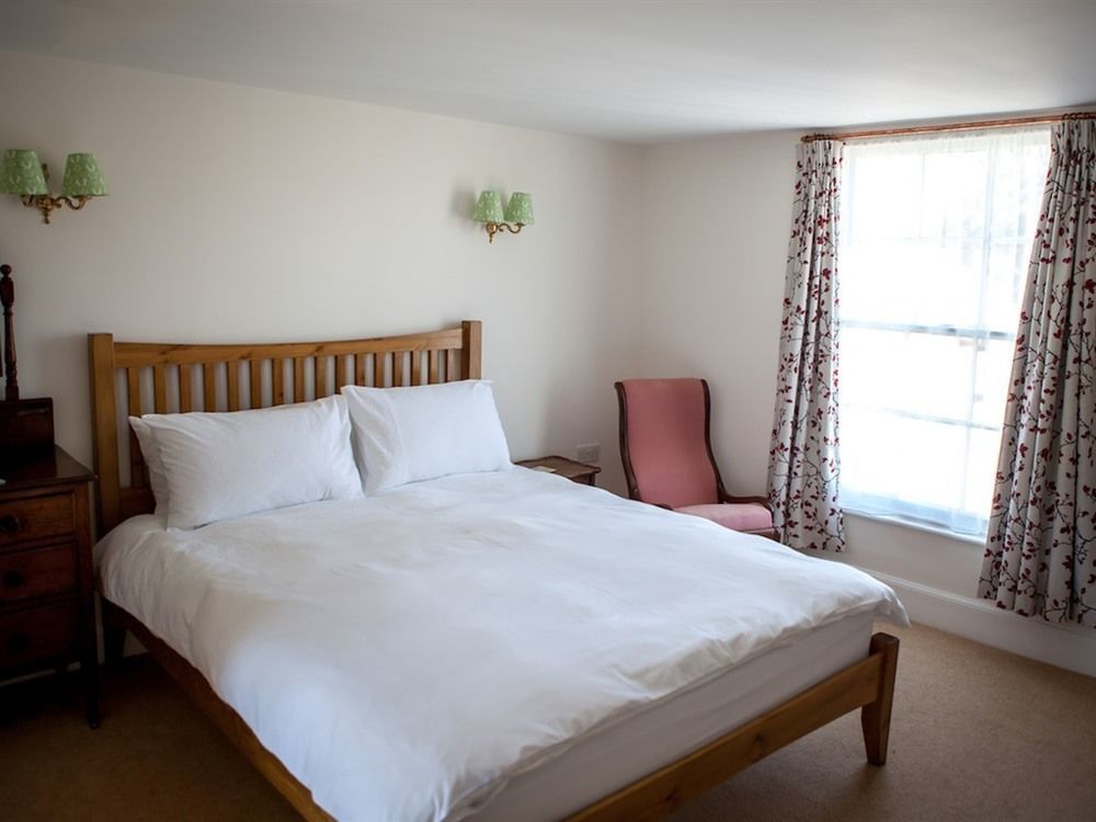 The Horse & Cart Hotel Peasmarsh Екстериор снимка
