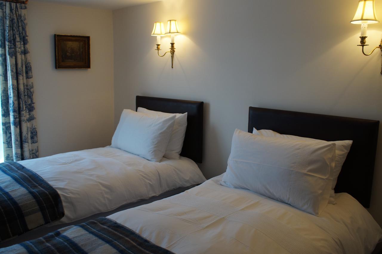 The Horse & Cart Hotel Peasmarsh Екстериор снимка
