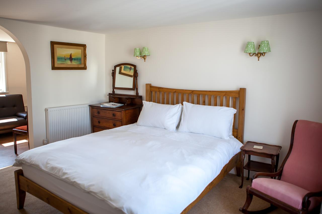 The Horse & Cart Hotel Peasmarsh Екстериор снимка