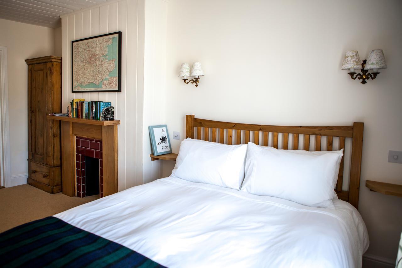 The Horse & Cart Hotel Peasmarsh Екстериор снимка