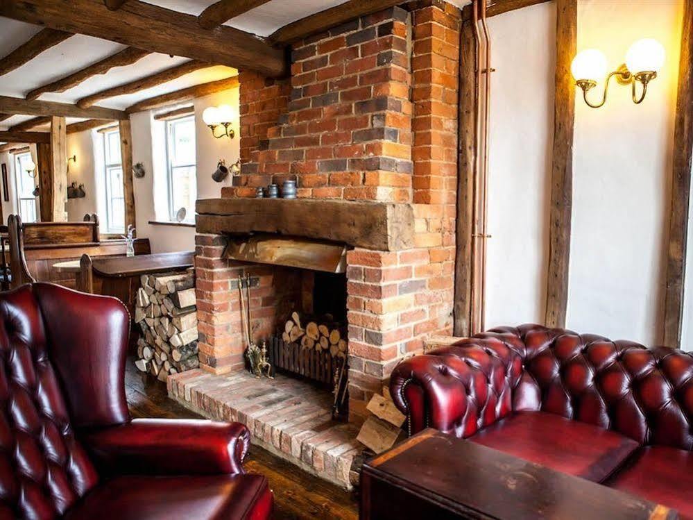 The Horse & Cart Hotel Peasmarsh Екстериор снимка